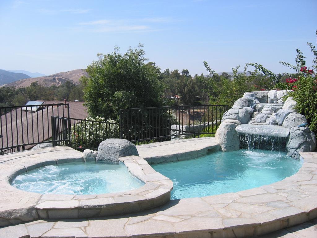All American Pool & Spa Redlands CA 92373 8008677665